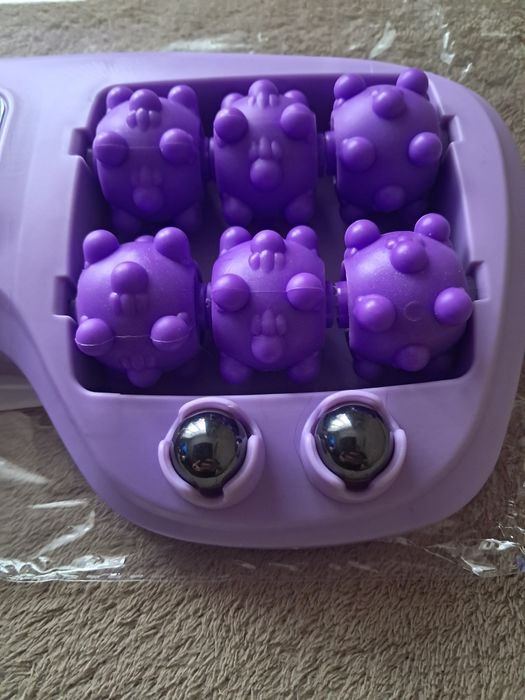 Masażer do stóp z magnesowymi kulkami