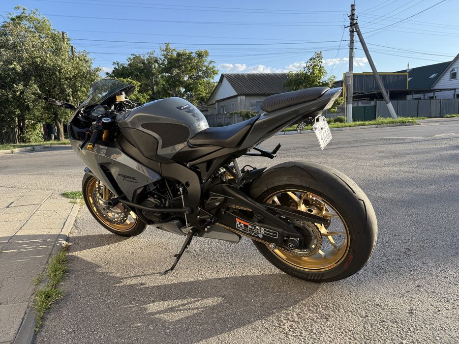 Honda cbr1000rr sp 2014 лімітований