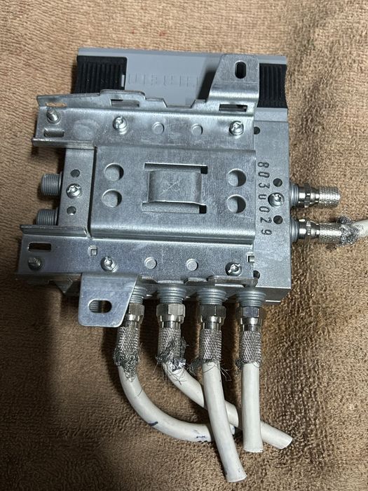 Multiswitch,rozgałęźnik sygnału,multischalter