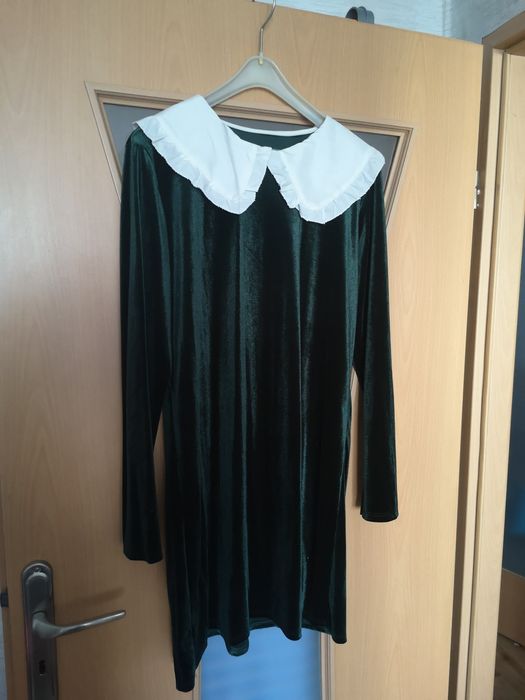 Sukienka styl Wednesday