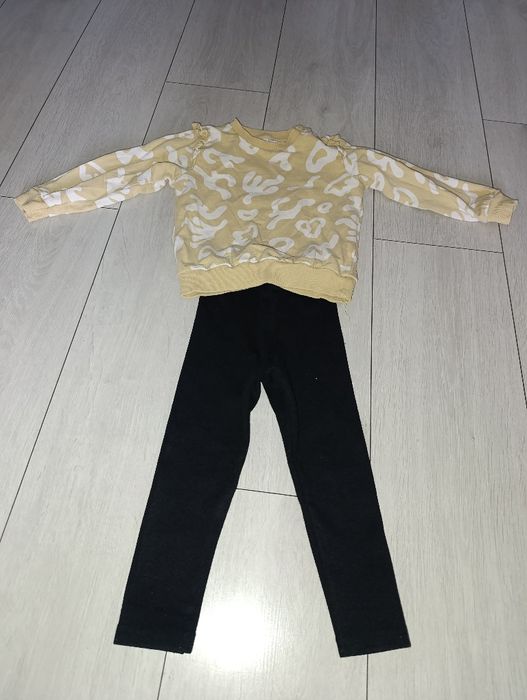 Костюм на дівчинку