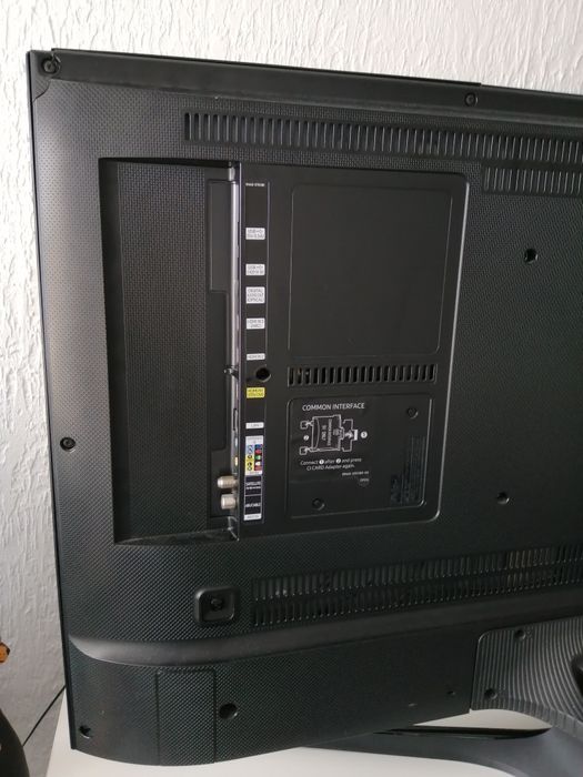 Telewizor Samsung 40" UE40KU6079U uszkodzony wysyłka