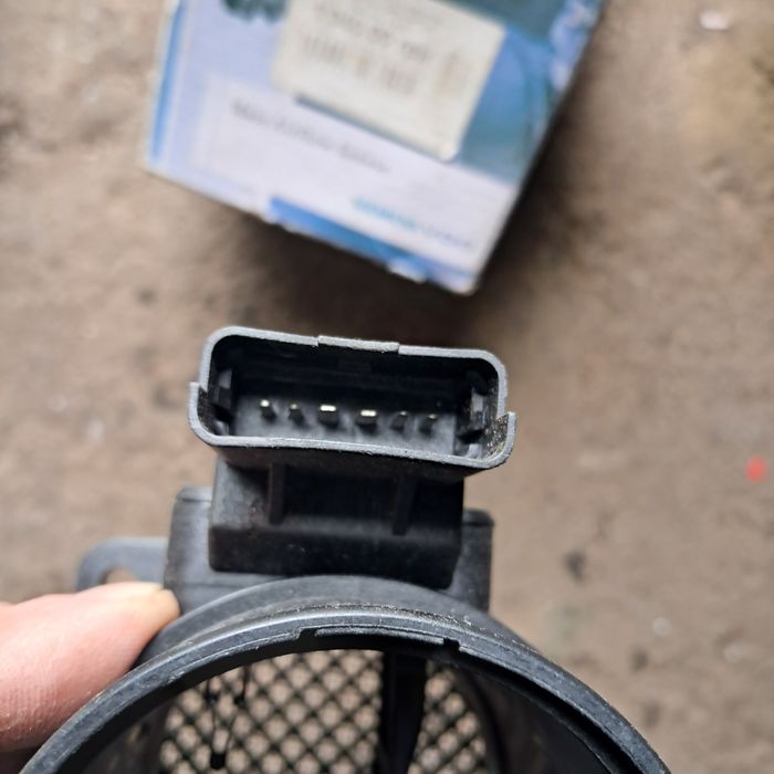 Датчик масової витрати повітря двигуна ЗМЗ-405  SIEMENS.