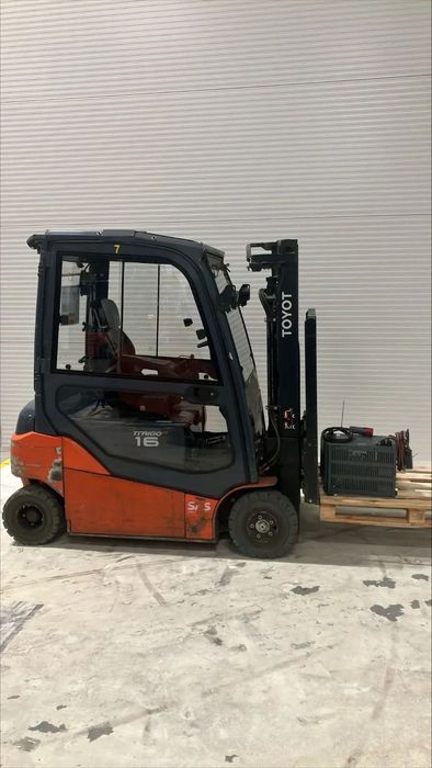 Toyota 8FBM16T  wózek widłowy elektryczny 2019r 1,6t 3,0m TRIPLEX kabina TOYOTA