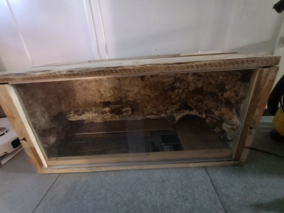 Terrarium 85x38 wys.42