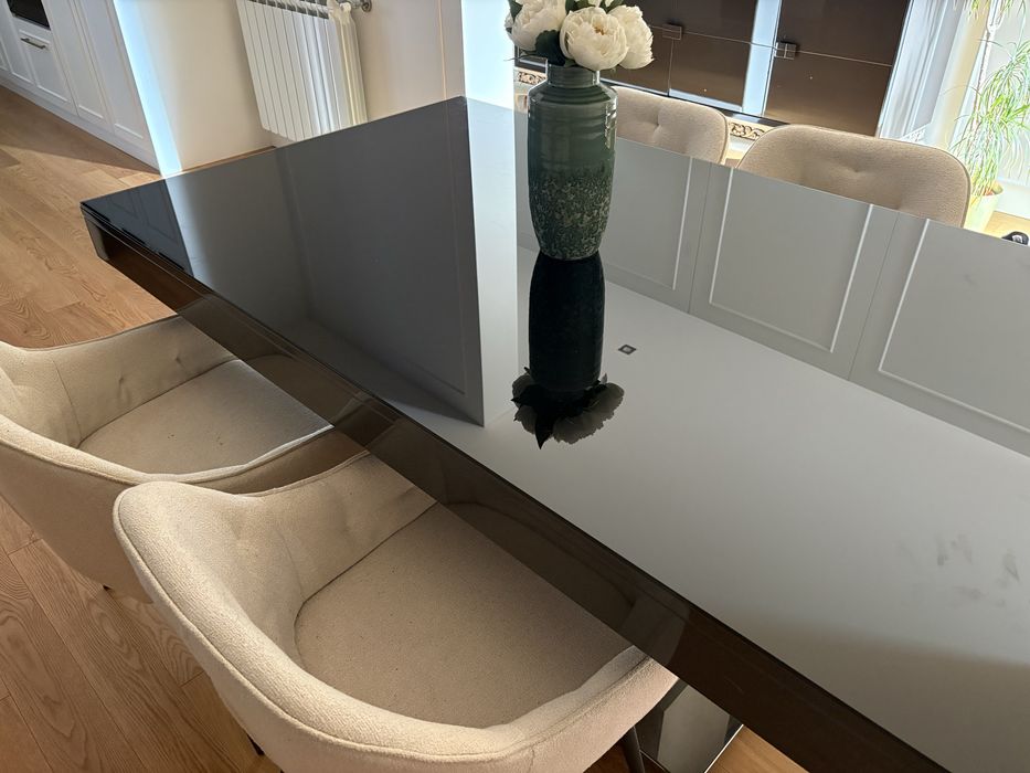 Mesa de jantar de sala