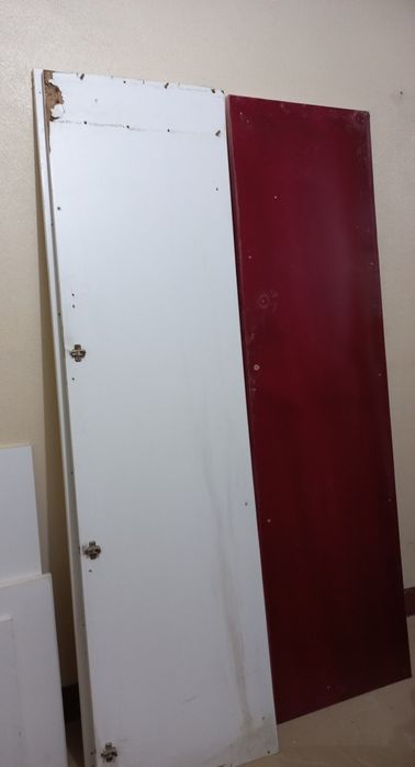 Móvel e prateleiras de armários de cozinha