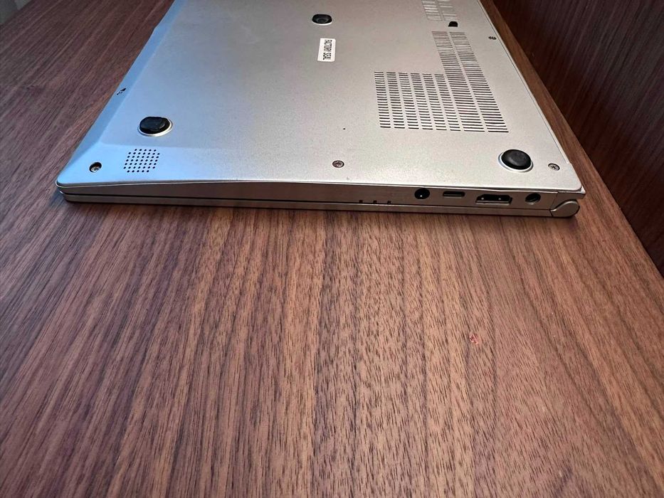 Computador Portátil MSI Prestige PS42 Modern 8RA | i7-8565U | 16GB RAM | SSD 512GB | MX250 2GB