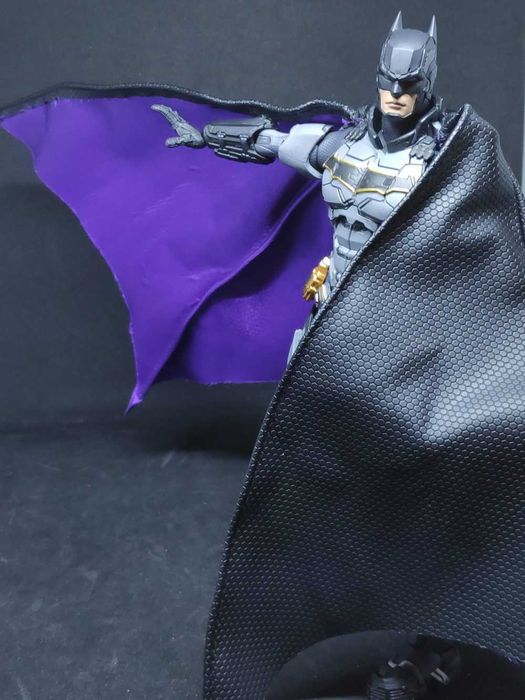 Batman Action Figure 1/6 Scale