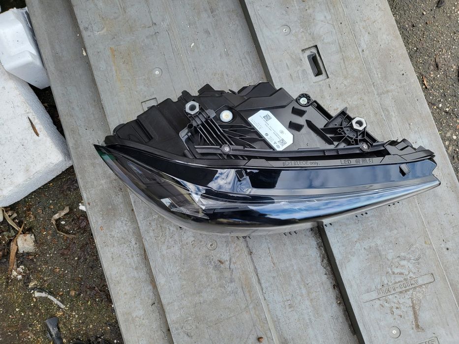Lampa BMW G20 lci lift czarna Schadow
