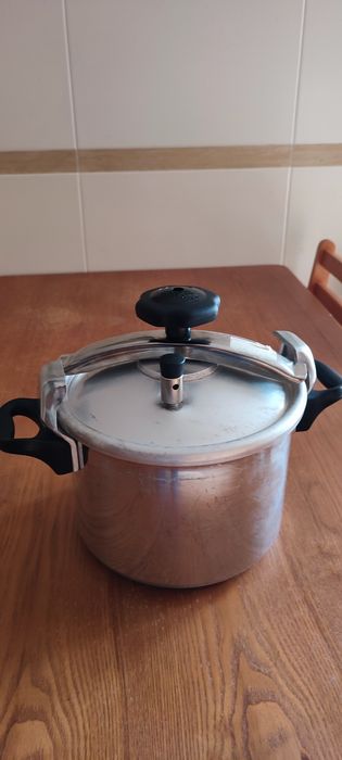 Panela de Pressão Celar Portugal - Bom estado