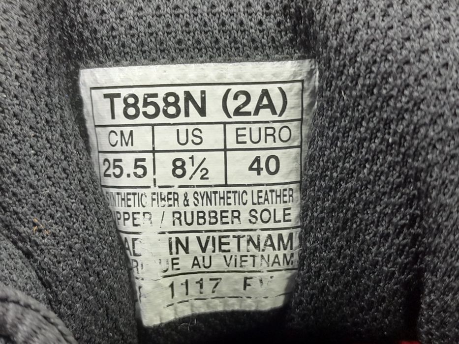 Жіночі бігові кросівки Asics Gel 40 розмір.