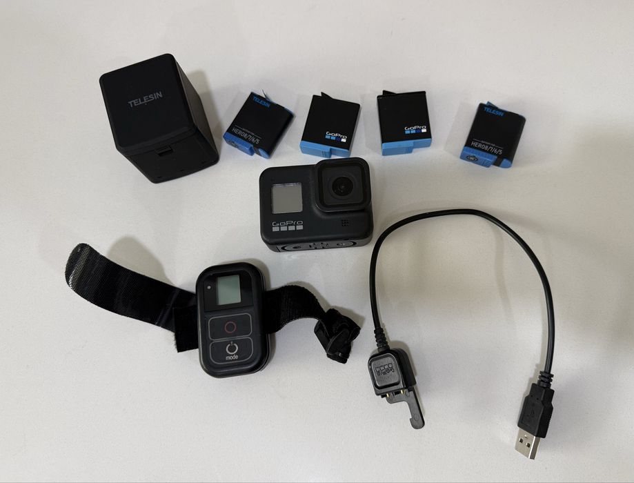Gopro 8 Black com baterias e comando
