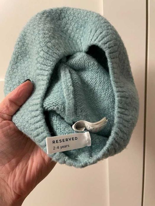 Uroczy, oryginalny beret Reserved dla dziewczynki