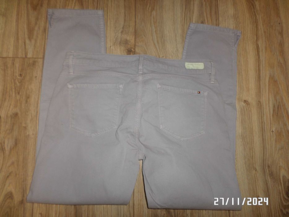 firmowe damskie spodnie-TOMMY HILFIGER-10-S/M