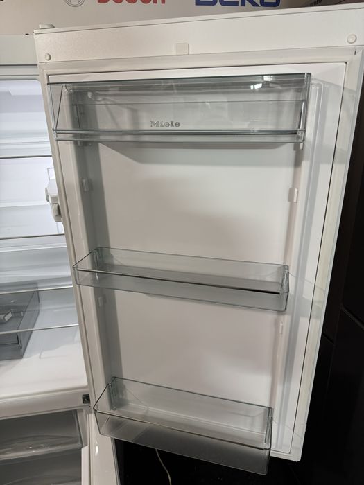 Холодильник Miele KD 12625 S