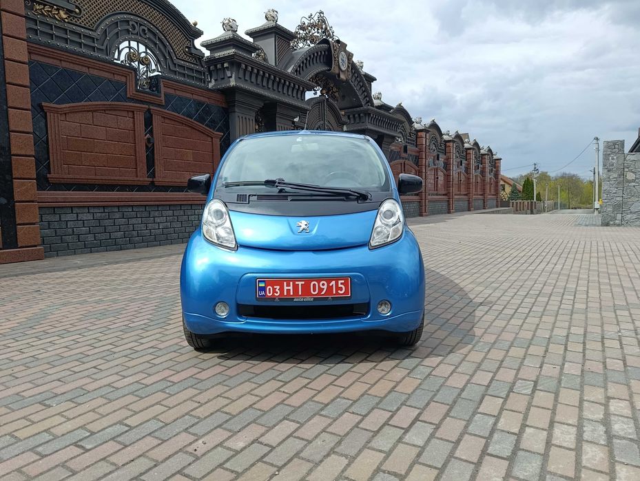 Peugeot iOn Електро 2012