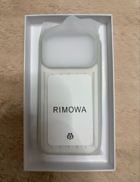 Capa RIMOWA IPhone 17 Pro