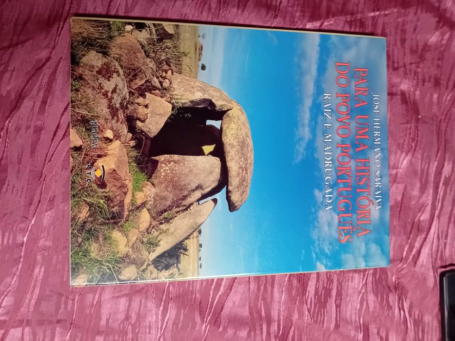 Para uma História do Povo Português Raiz e Madrugada