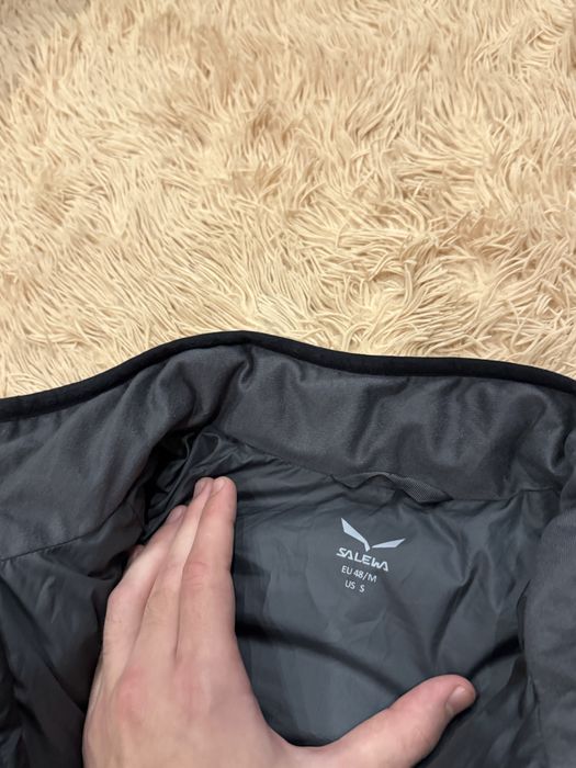 Чёрная куртка подклад пуховик salewa салева оригинал s