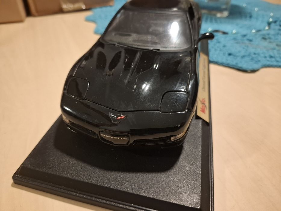 Chevrolet Corvette 1:18