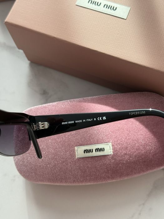 трендові окуляри miu