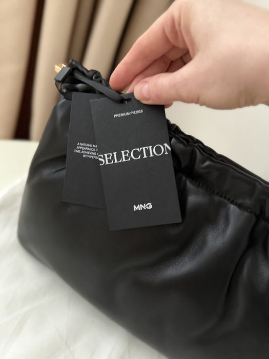 Шкіряний клатч MANGO з колекції SELECTION