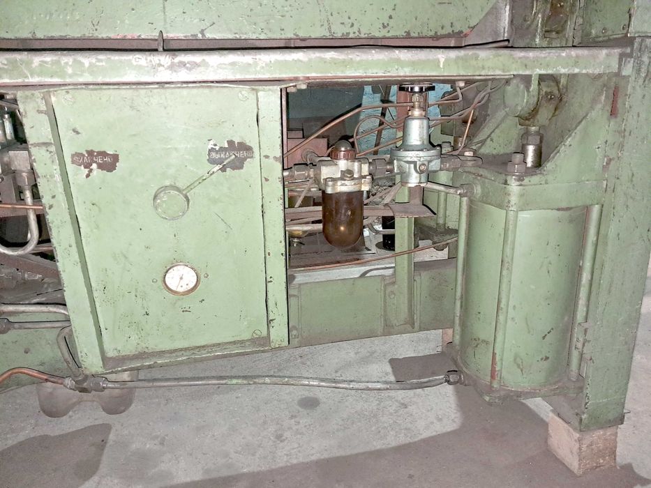 Листогиб ППГ-1250 з поворотною балкою 1250х3