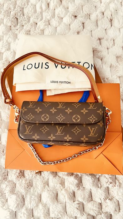 Mala / clutch com duas alças
