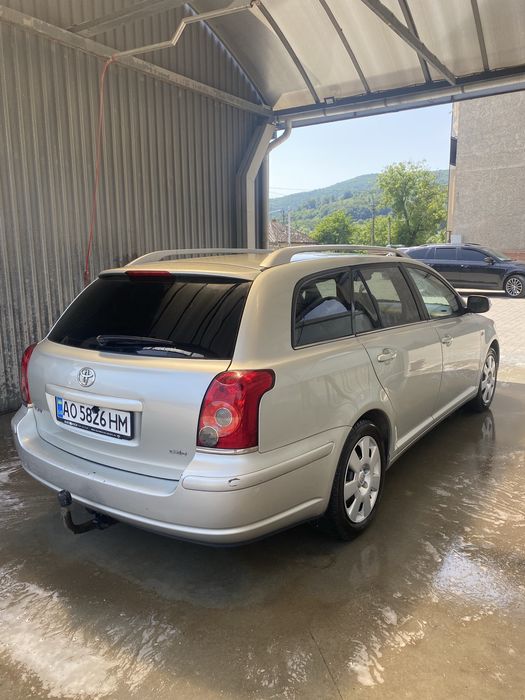 Toyota Avensis 2.2 D-CAT