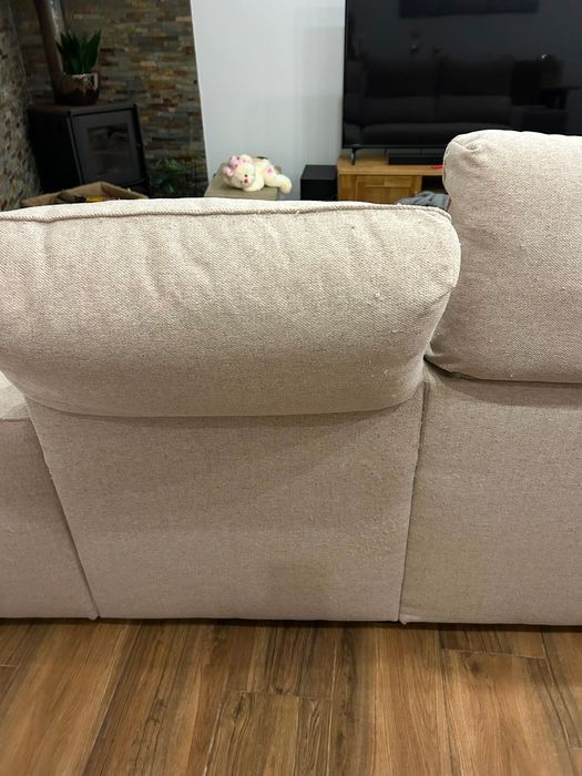Sofá com chaise long e cama