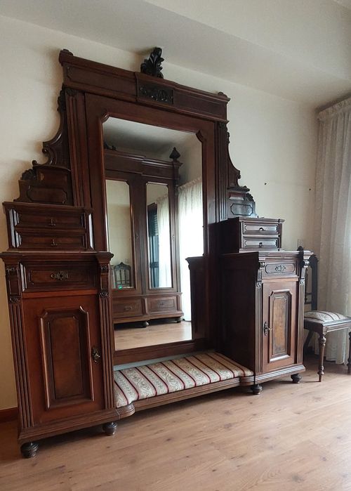 Conjunto de Mobília de Quarto