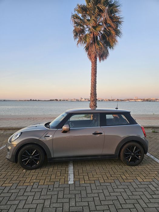MINI Cooper One 1.2 turbo Black edition