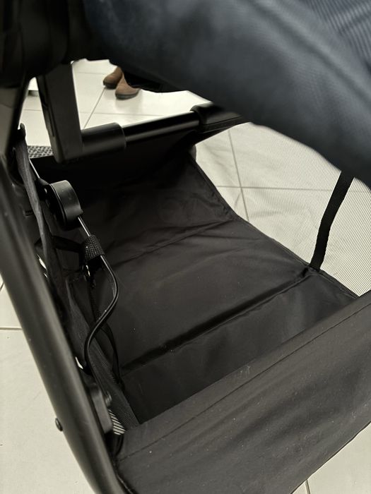 Carrinho Maxi Cosi Street Plus com alcofa