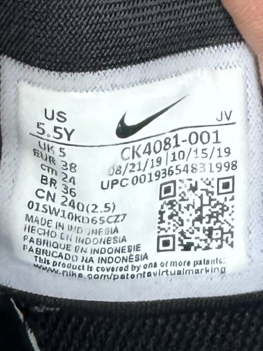 Nike Renew Element кроссовки 38 размер спортивные черные