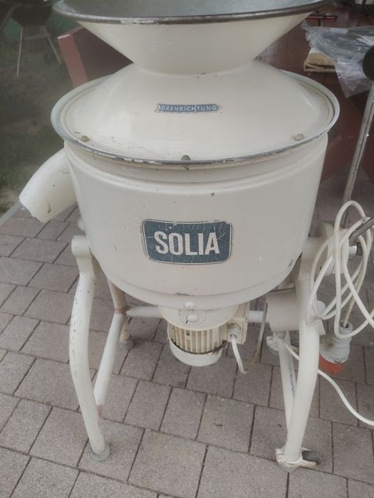 Maszyna do obierania ziemniaków Solia