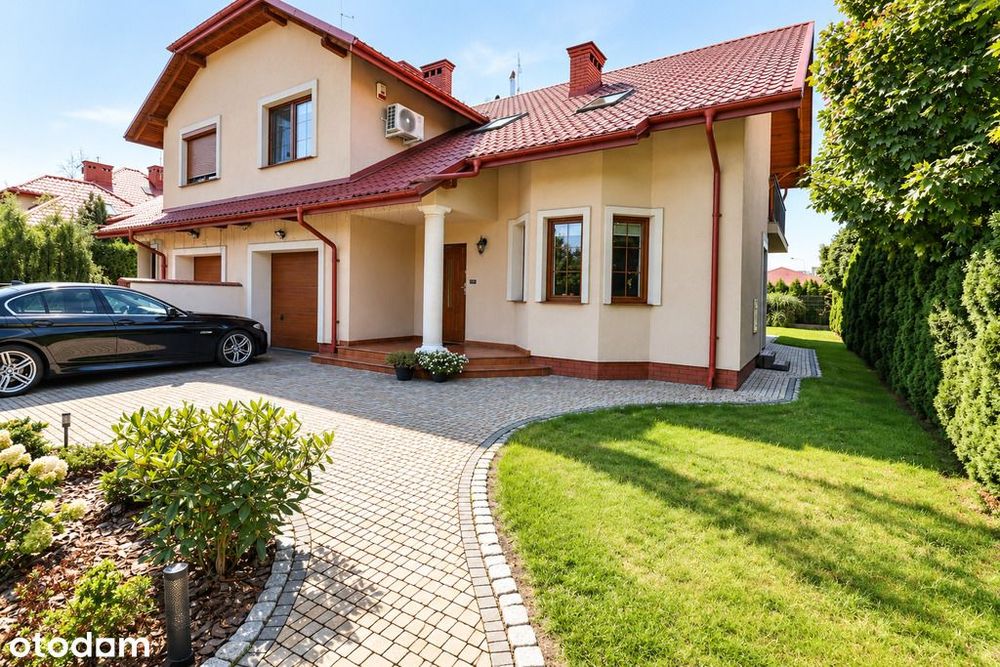 Bliźniak gotowy do wejścia / Działka 4 ar/ Duży salon 43 m2 + kuchnia