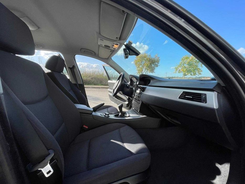 BMW 318d Touring (2008) – Muito Equipada | Manutenção em Dia