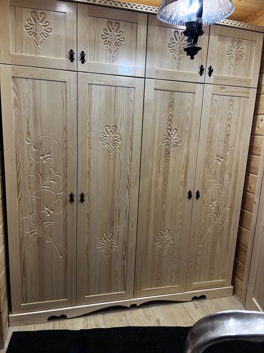 Szafa drewniana Beskid