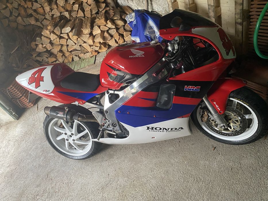 CBR 900 RR 1998.