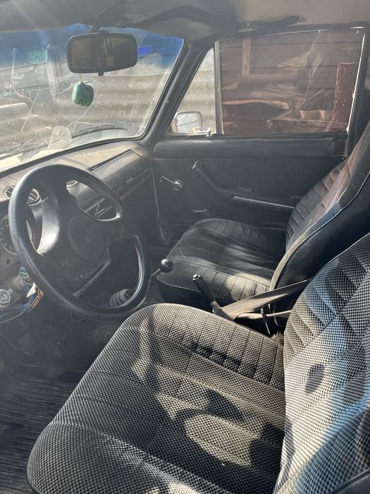 Продам ваз 21063