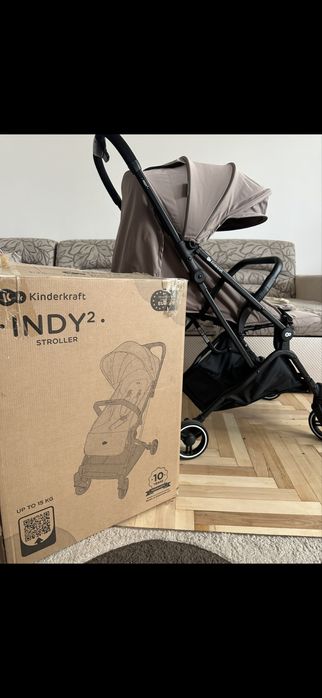Прогулянковий візок Kinderkraft у бежевому кольорі