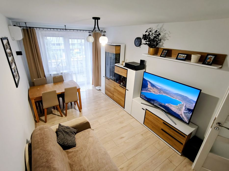 3 pokoje, 57 m², klimatyzacja i duży balkon – Świdnik