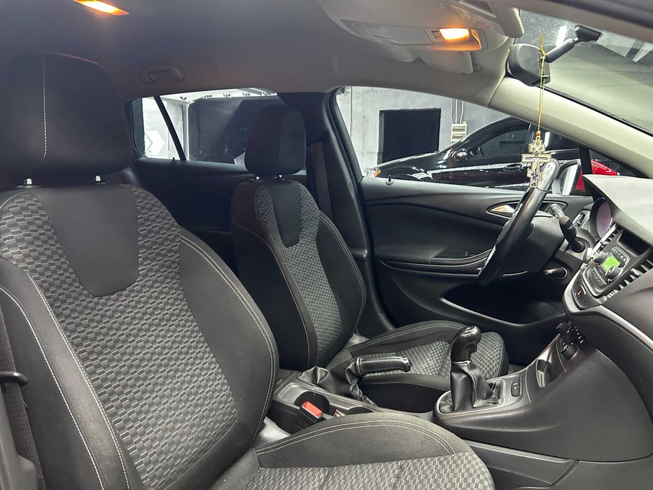Opel Astra 2016