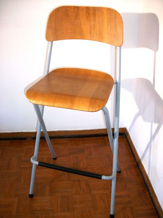 Banco FRANKLIN IKEA alto c/encosto, dobrável, branco/faia