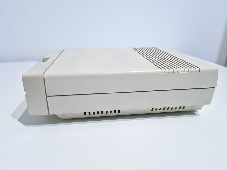 Stacja Commodore 1541 II dla C64 / C128 sprawna BOX
