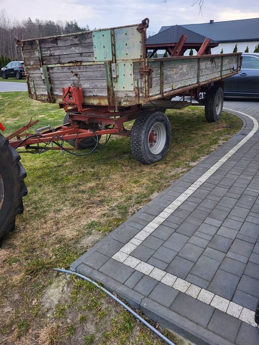 Przyczepa z kiprem na dwie strony zarejestrowa