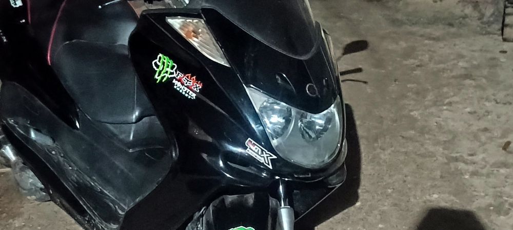 Продам макси скутер YAMAHA MAJESTY 250