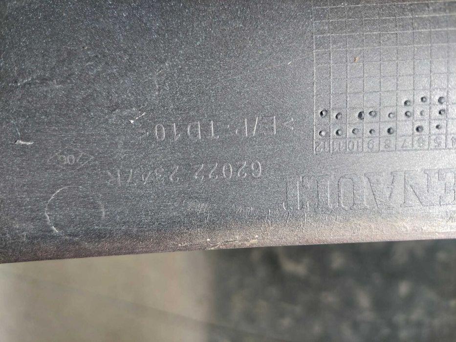 para choques frente Renault scenic