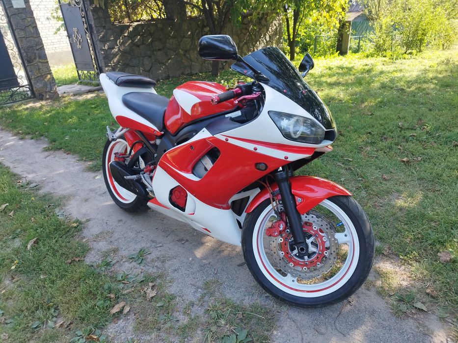 Продам Ямаху Р6 в гарному стані